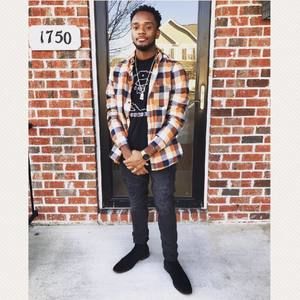 Meet your Posher, Malik